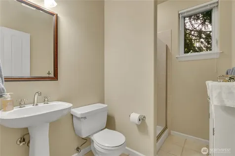 5530 Elizabeth Avenue SE Auburn WA 98092