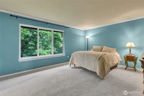 5530 Elizabeth Avenue SE Auburn WA 98092