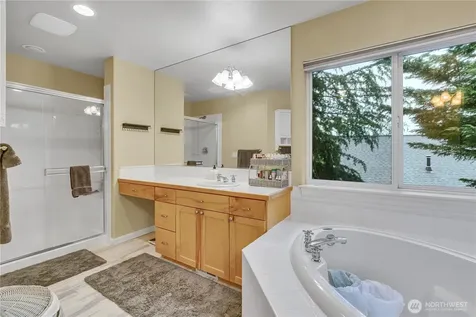 5530 Elizabeth Avenue SE Auburn WA 98092