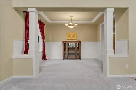 5530 Elizabeth Avenue SE Auburn WA 98092