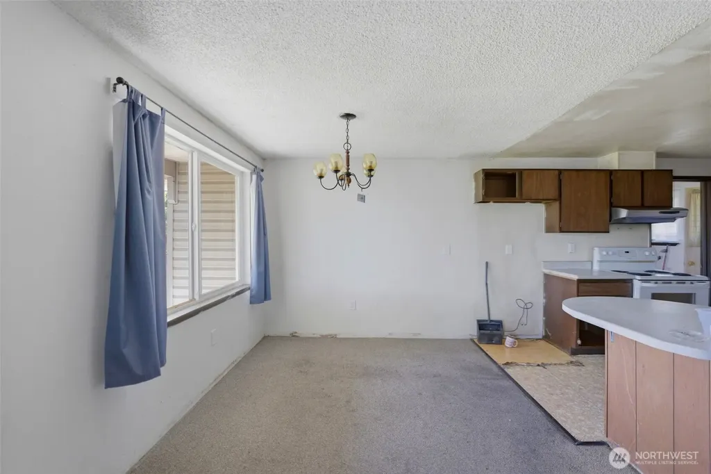 6520 S G Street Tacoma WA 98408