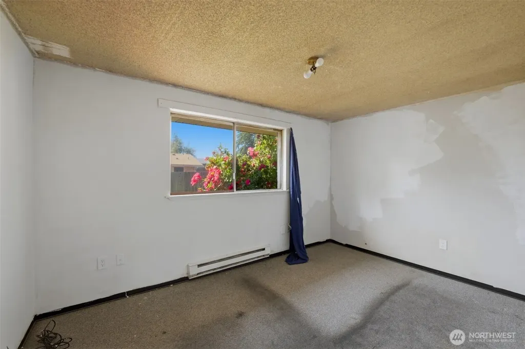 6520 S G Street Tacoma WA 98408