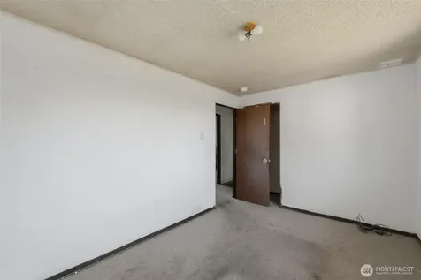 6520 S G Street Tacoma WA 98408