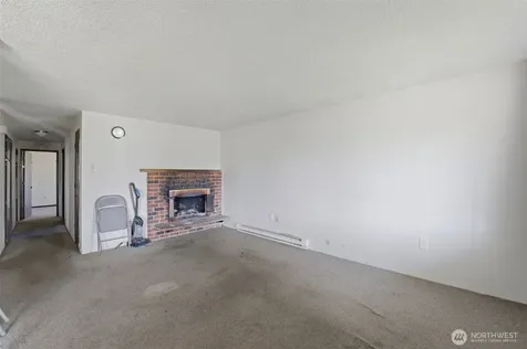 6520 S G Street Tacoma WA 98408