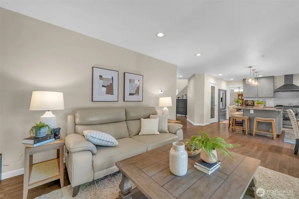14639 20th Avenue SW Burien WA 98166