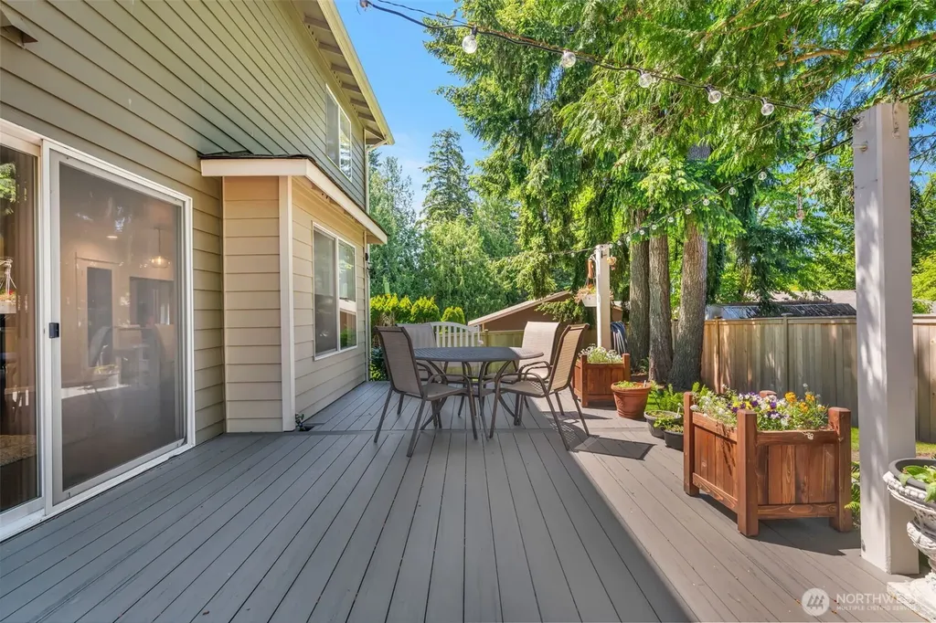 14639 20th Avenue SW Burien WA 98166