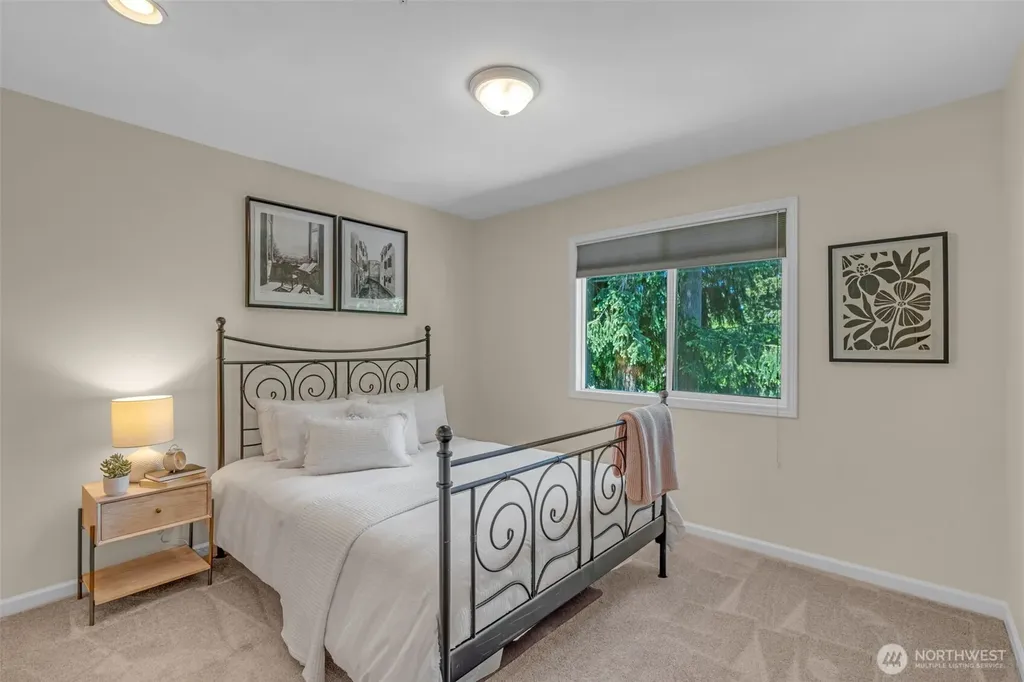 14639 20th Avenue SW Burien WA 98166