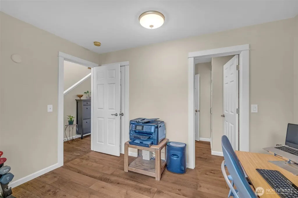 14639 20th Avenue SW Burien WA 98166