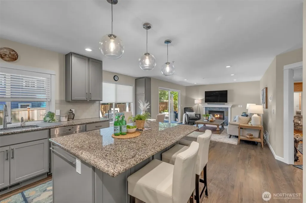 14639 20th Avenue SW Burien WA 98166
