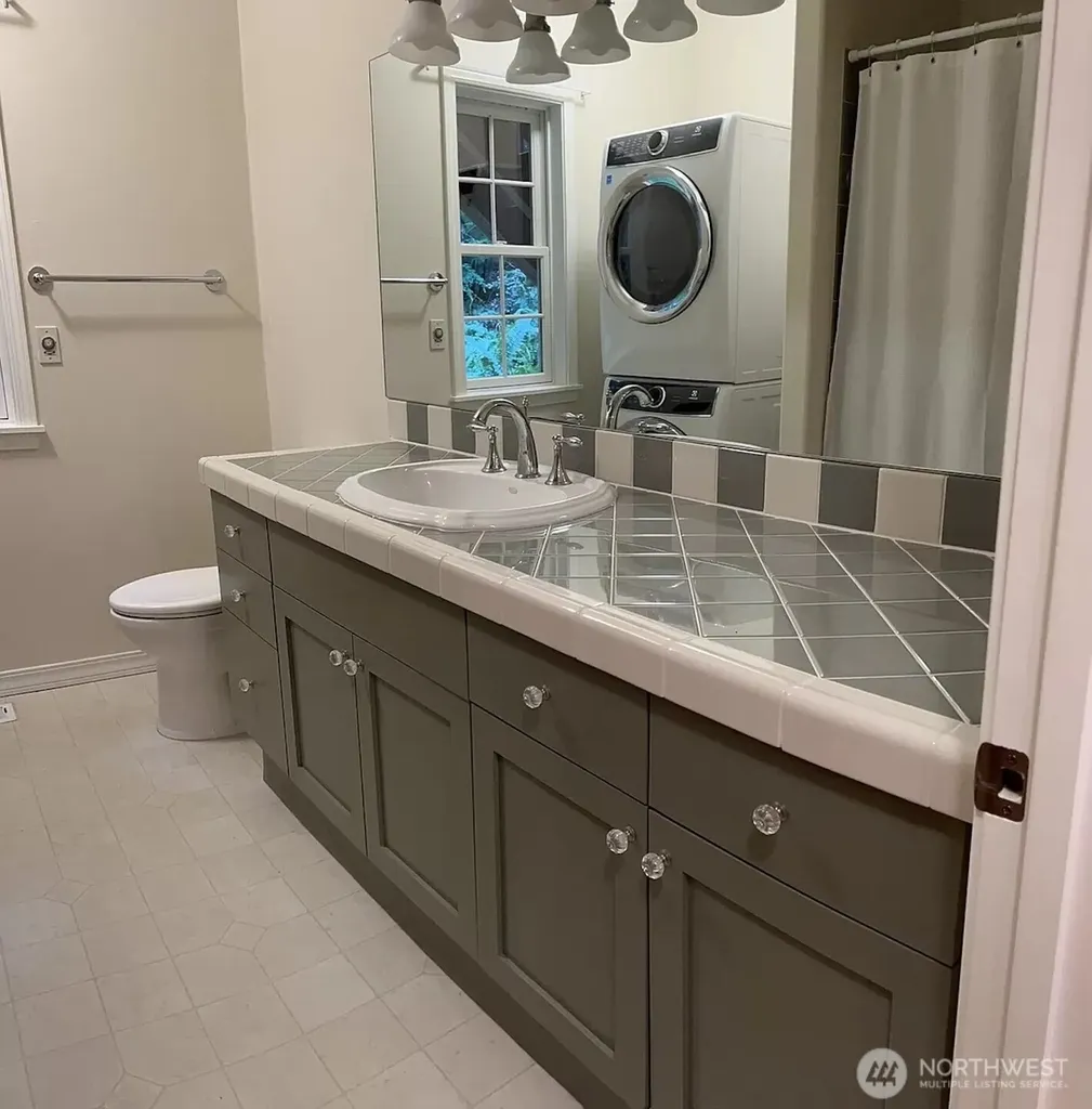 5127 E Harbor Road Freeland WA 98249