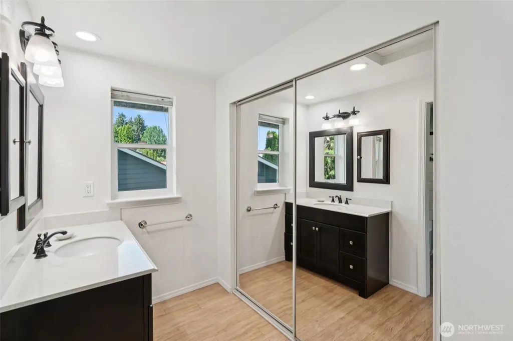 5606 39th Avenue SE Lacey WA 98503