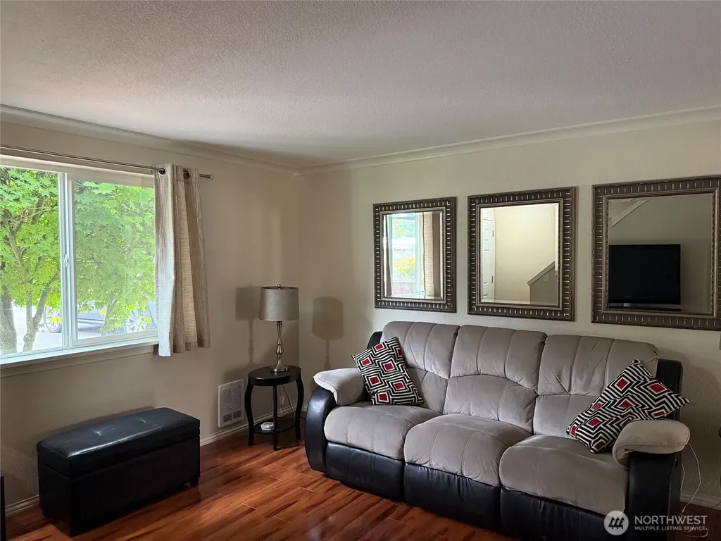 12002 113th Avenue Ct E Puyallup WA 98374