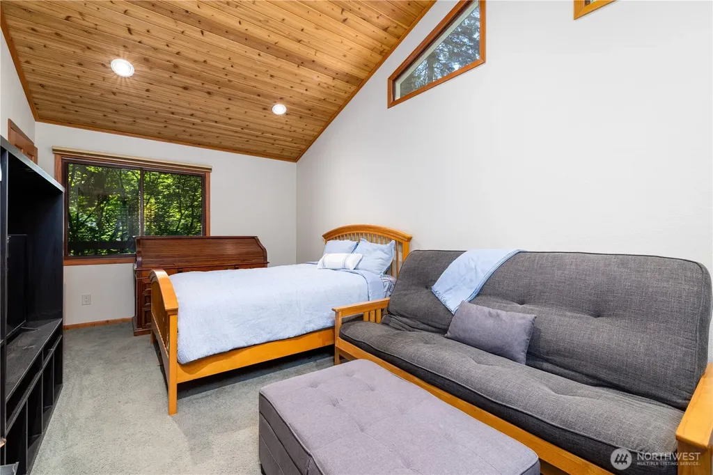 70 N Handicap Place Hoodsport WA 98548