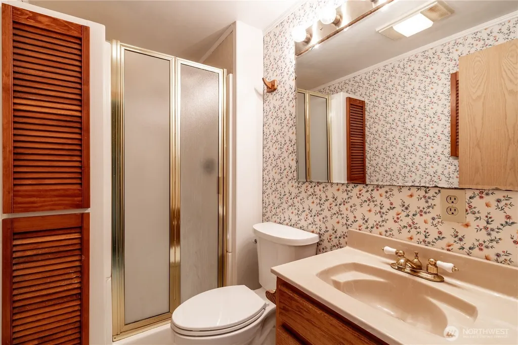 70 N Handicap Place Hoodsport WA 98548