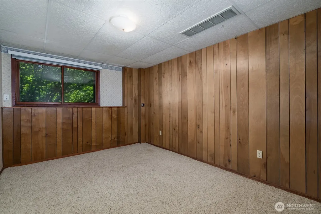 70 N Handicap Place Hoodsport WA 98548