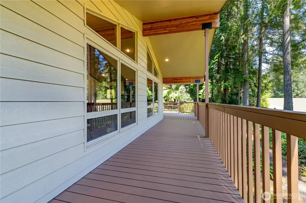 70 N Handicap Place Hoodsport WA 98548