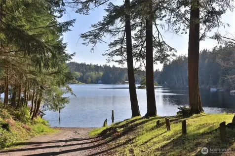 5214 Lakeside Drive Langley WA 98260