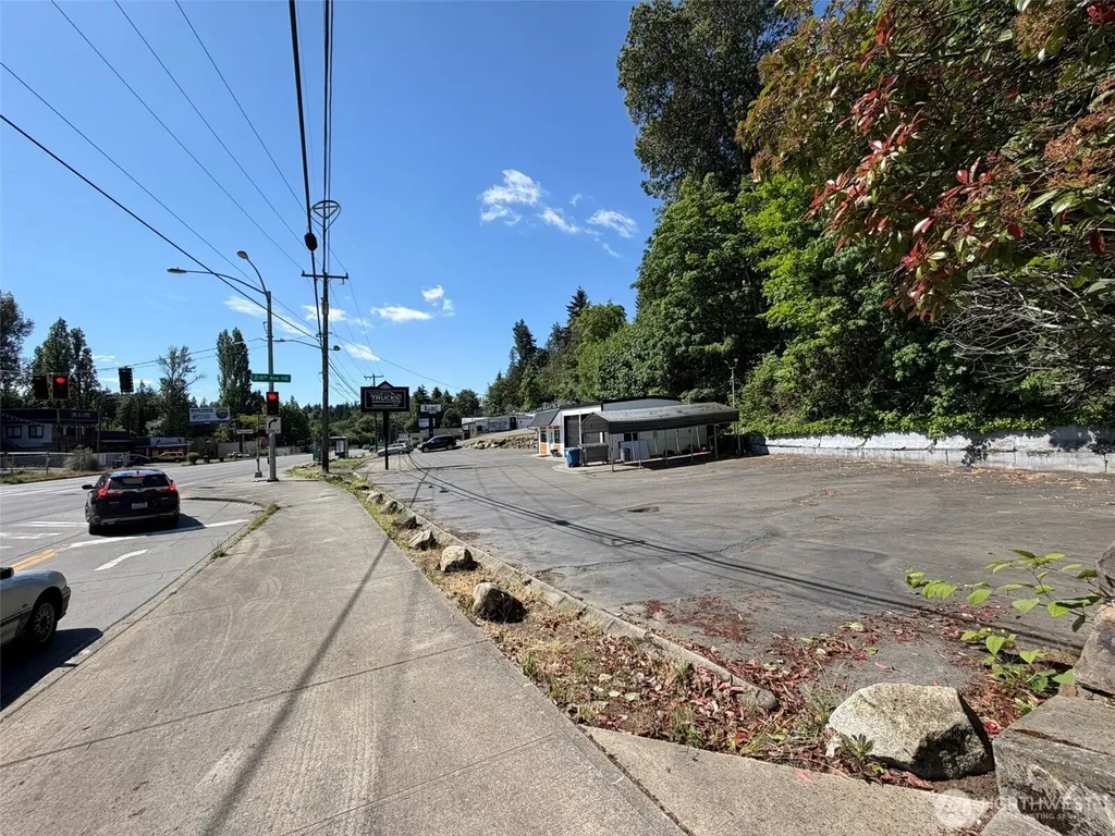10401 Lake City Way NE Seattle WA 98125