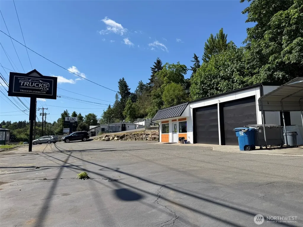 10401 Lake City Way NE Seattle WA 98125