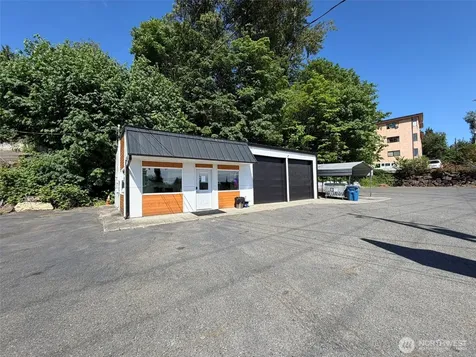 10401 Lake City Way NE Seattle WA 98125