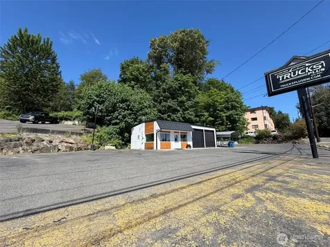 10401 Lake City Way NE Seattle WA 98125