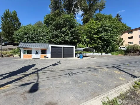 10401 Lake City Way NE Seattle WA 98125
