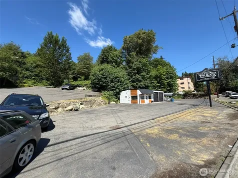 10401 Lake City Way NE Seattle WA 98125