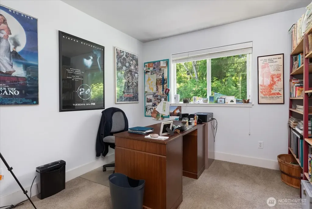 1796 Twin Oaks Lane Freeland WA 98249