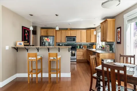1796 Twin Oaks Lane Freeland WA 98249