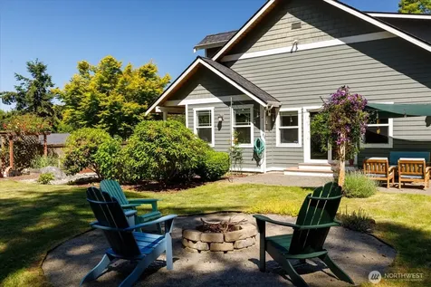1796 Twin Oaks Lane Freeland WA 98249