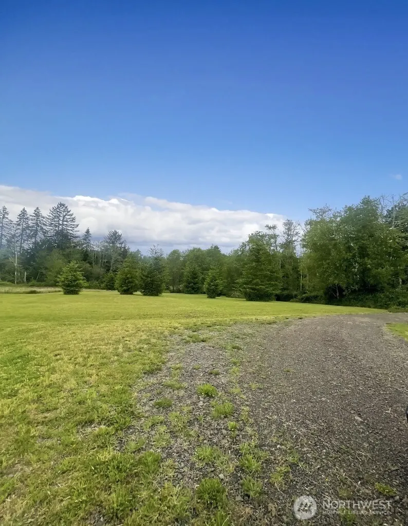 570 Elk Prairie Road Raymond WA 98577
