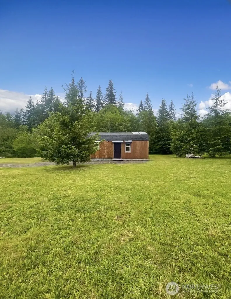 570 Elk Prairie Road Raymond WA 98577
