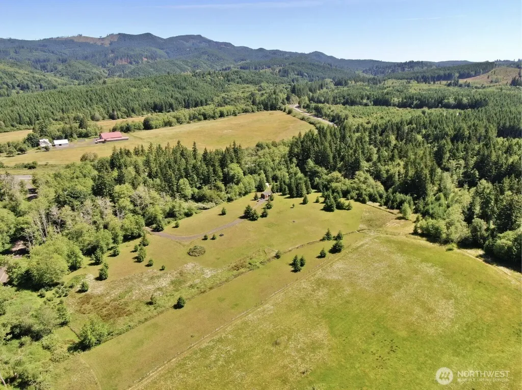 570 Elk Prairie Road Raymond WA 98577