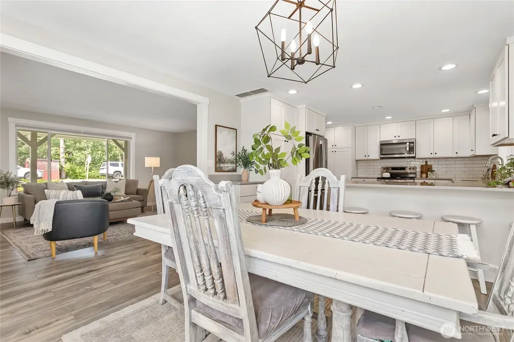 319 Vancouver Street Sumas WA 98295