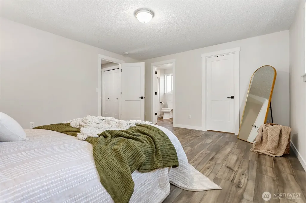 319 Vancouver Street Sumas WA 98295