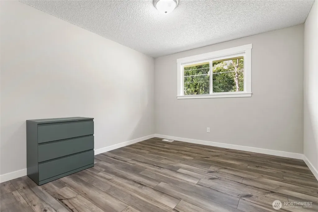 319 Vancouver Street Sumas WA 98295