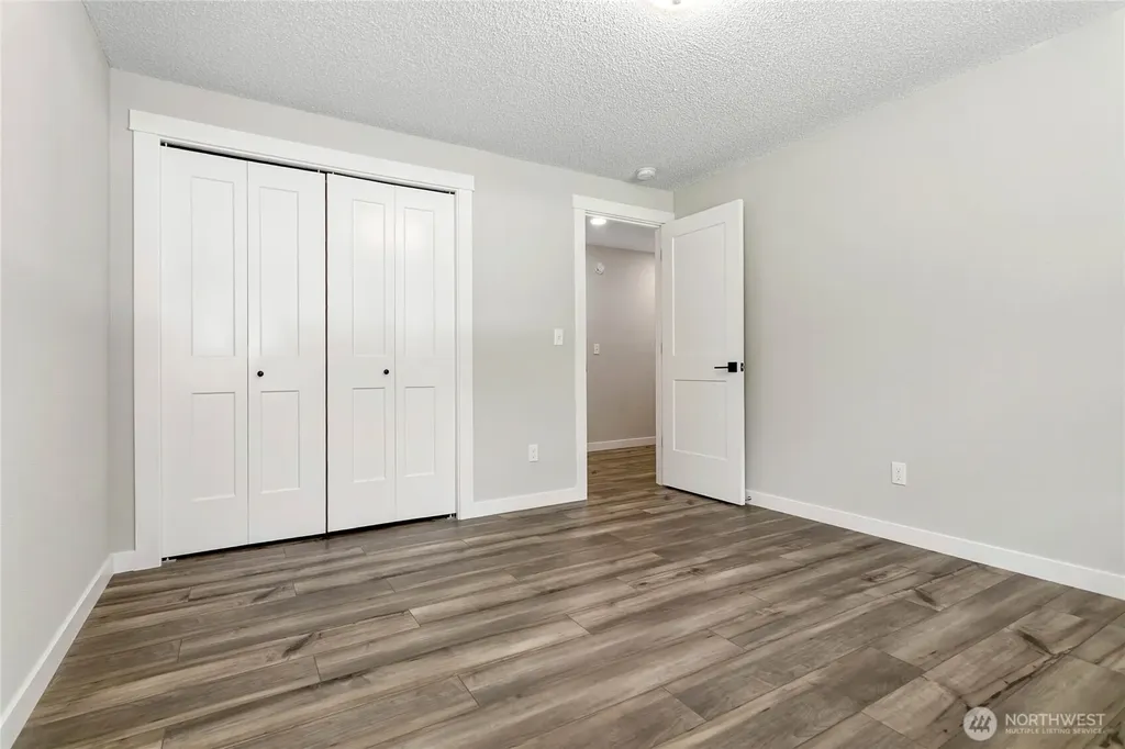 319 Vancouver Street Sumas WA 98295