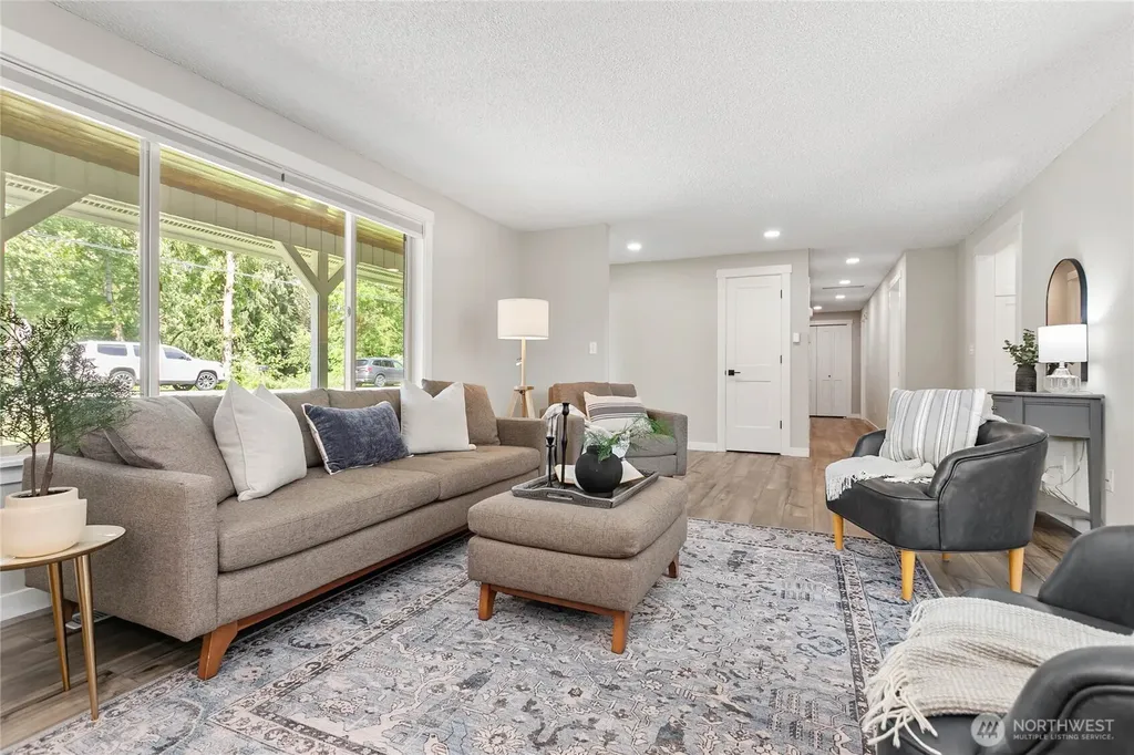 319 Vancouver Street Sumas WA 98295