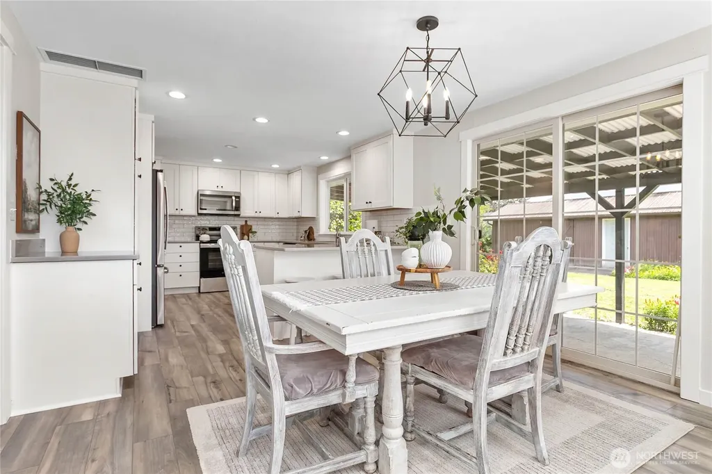 319 Vancouver Street Sumas WA 98295