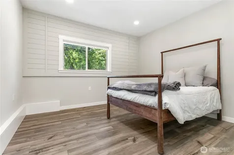 319 Vancouver Street Sumas WA 98295