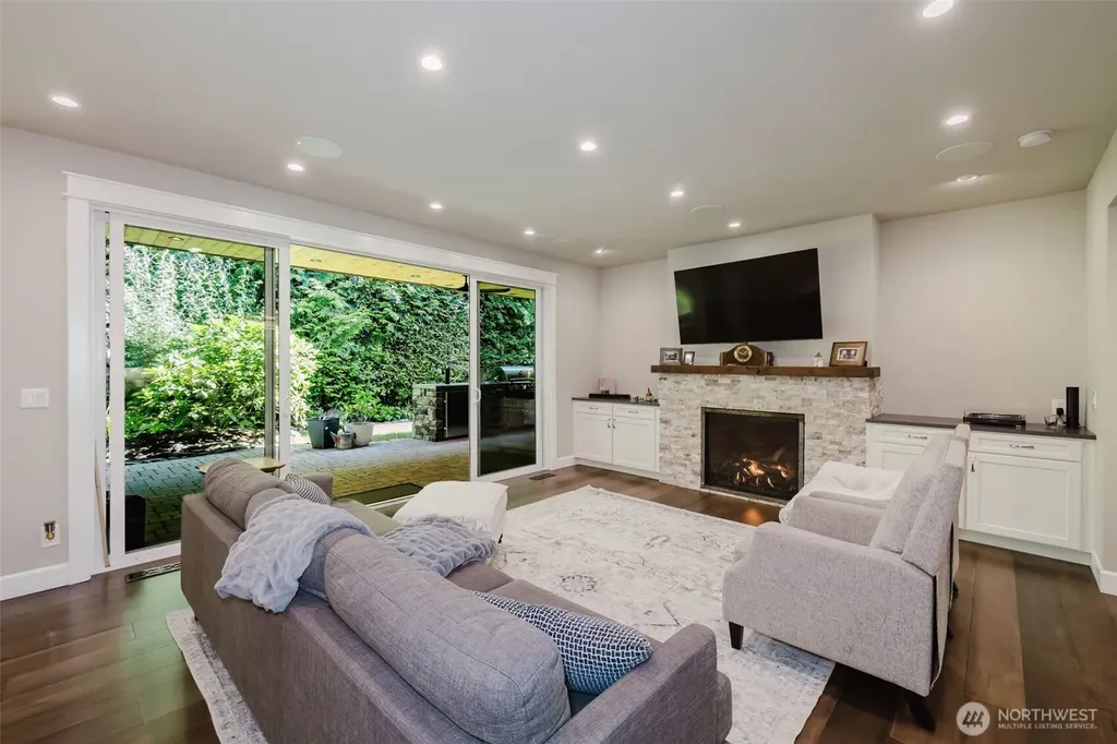 10362 Capistrano Place NE Poulsbo WA 98370