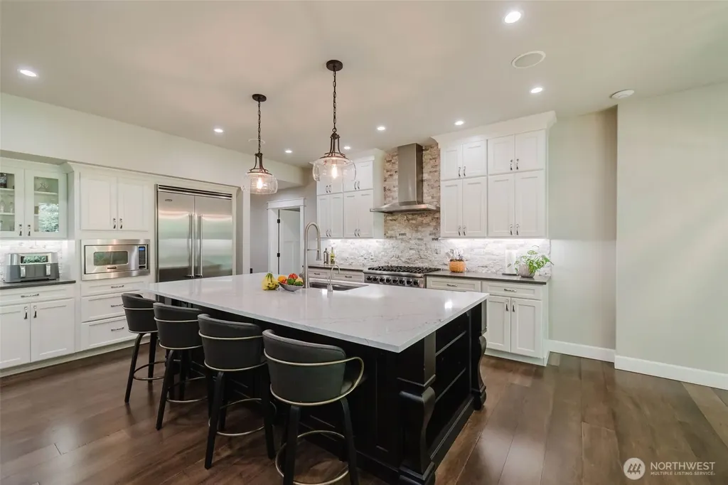10362 Capistrano Place NE Poulsbo WA 98370