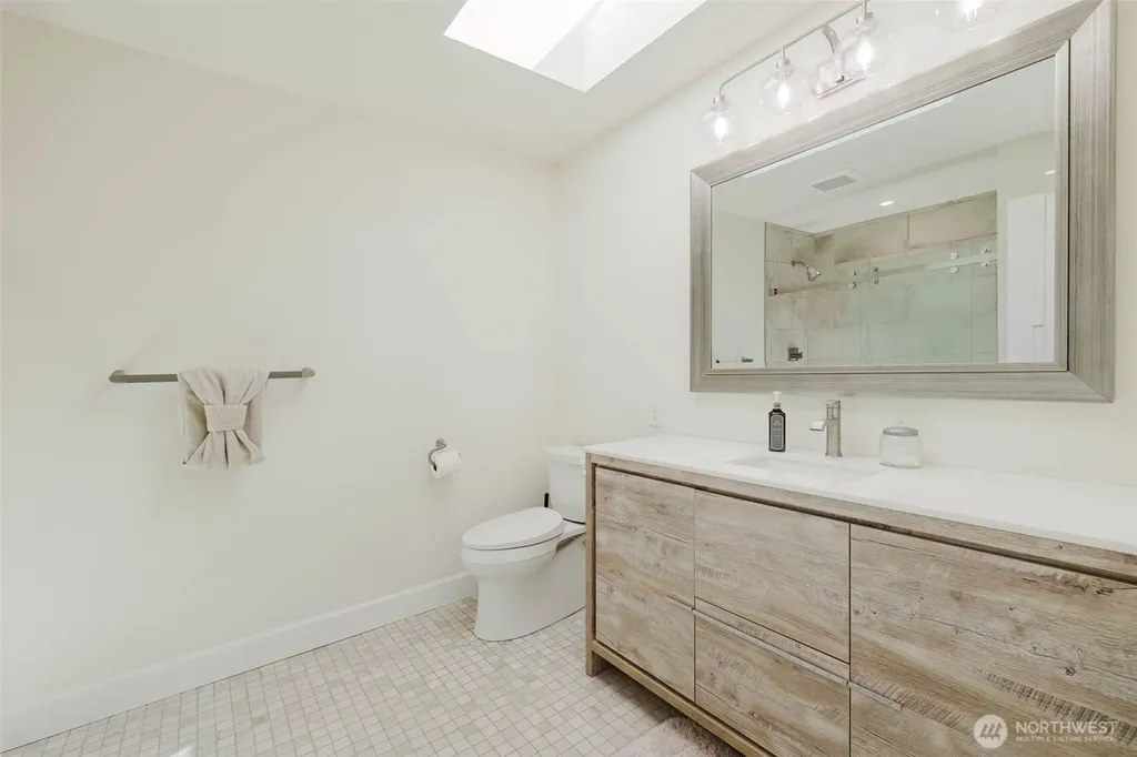 10362 Capistrano Place NE Poulsbo WA 98370