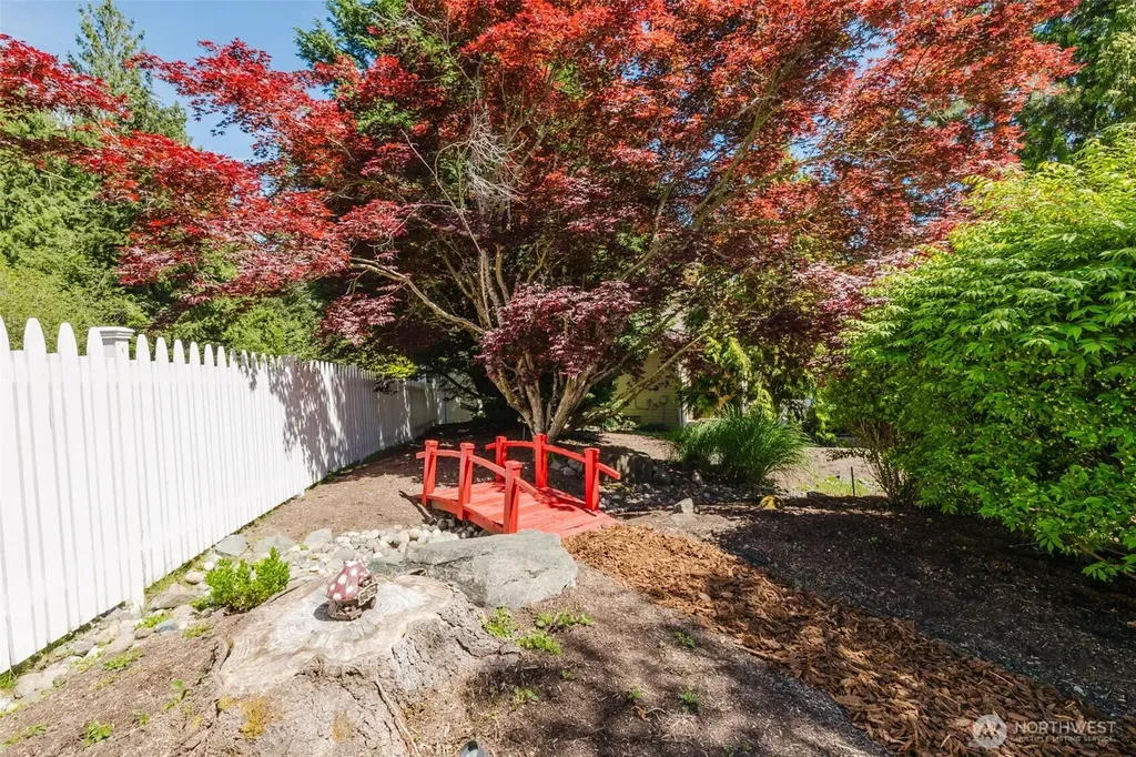 10362 Capistrano Place NE Poulsbo WA 98370