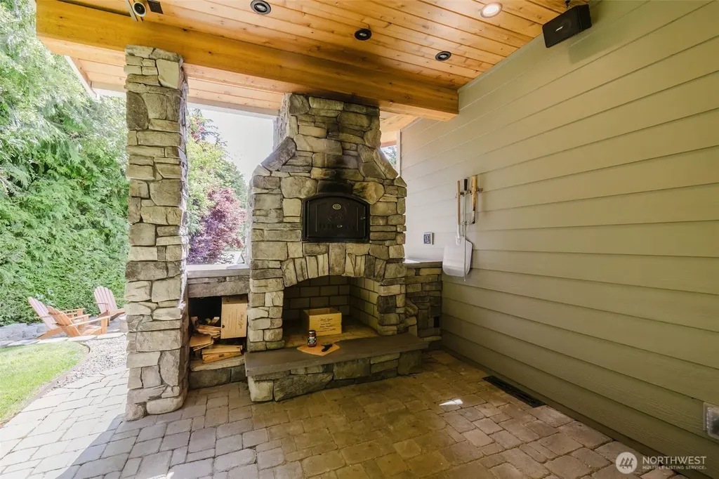 10362 Capistrano Place NE Poulsbo WA 98370
