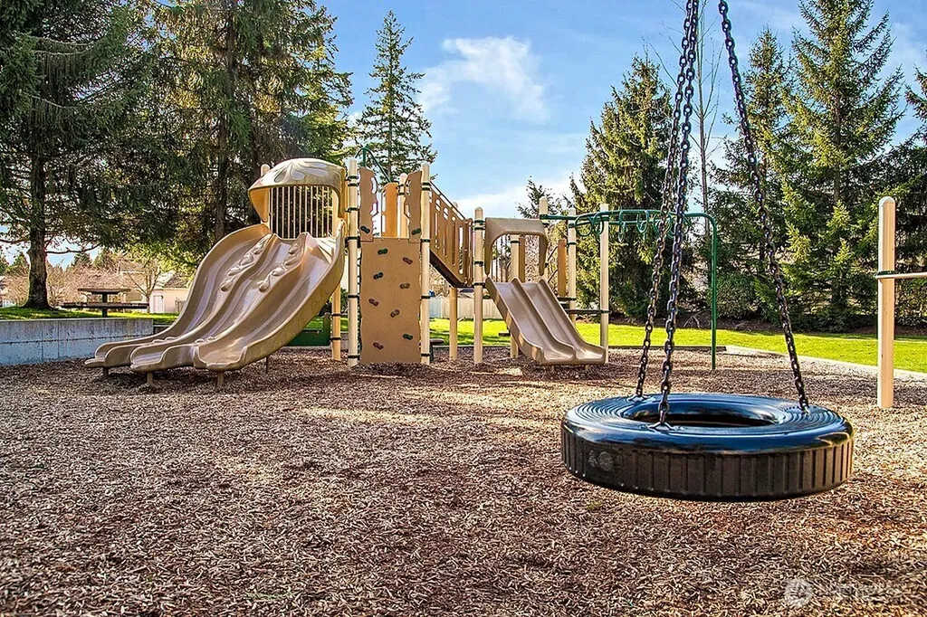 23435 NE 28th Place Sammamish WA 98074