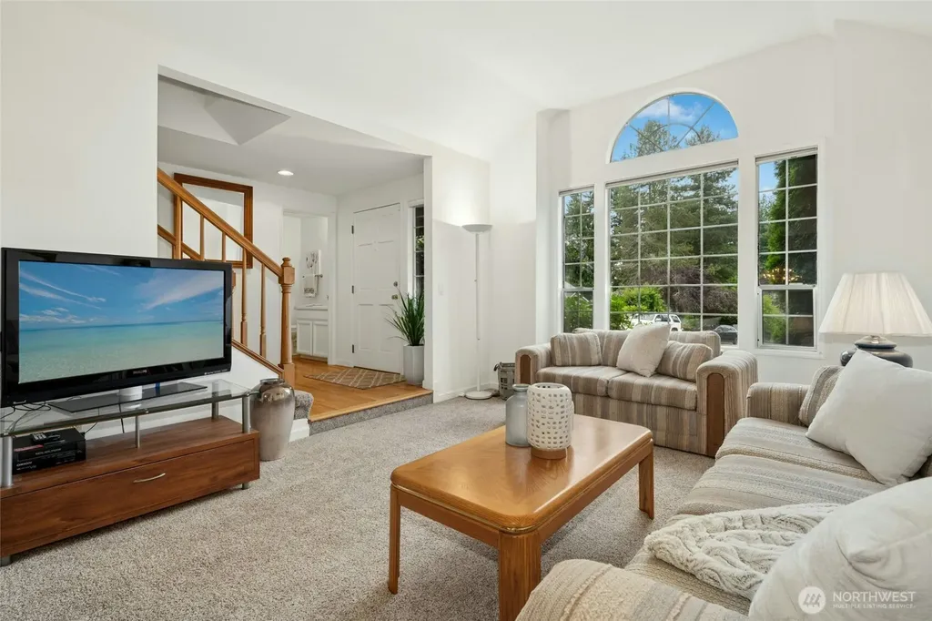 23435 NE 28th Place Sammamish WA 98074