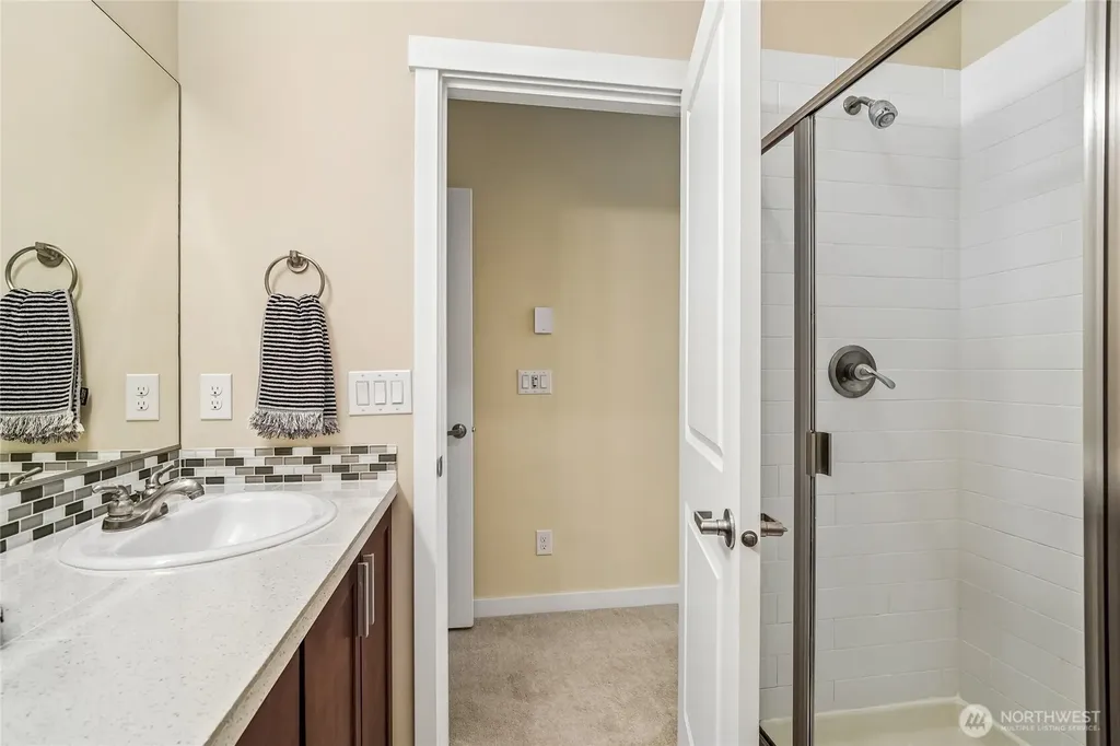2107 NW Moraine Place Issaquah WA 98027