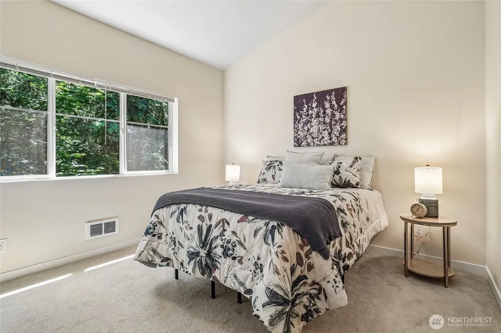 2107 NW Moraine Place Issaquah WA 98027