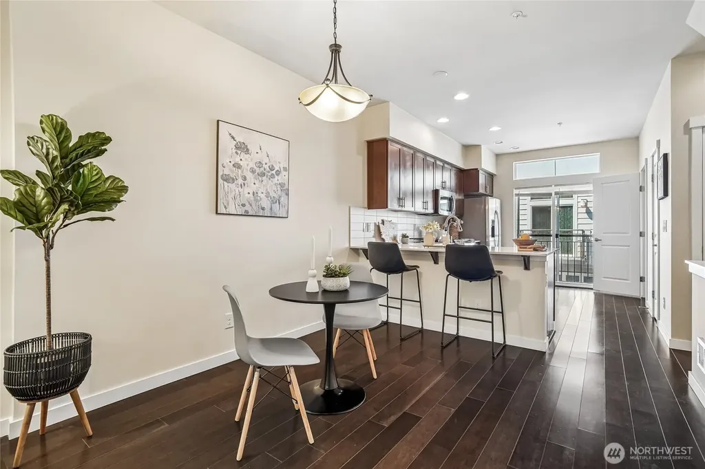 2107 NW Moraine Place Issaquah WA 98027